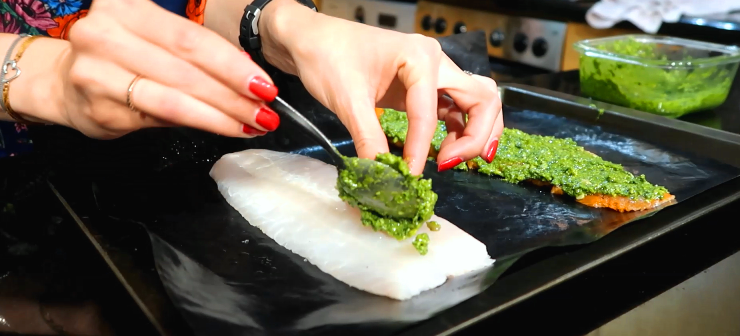 Grilled Fish with a Kale and Sunflower Seeds Pesto Crust